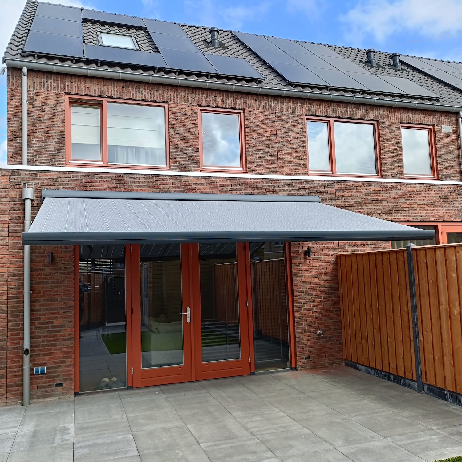 Luvifem – Gerealiseerde projecten – Zonnescherm – 003