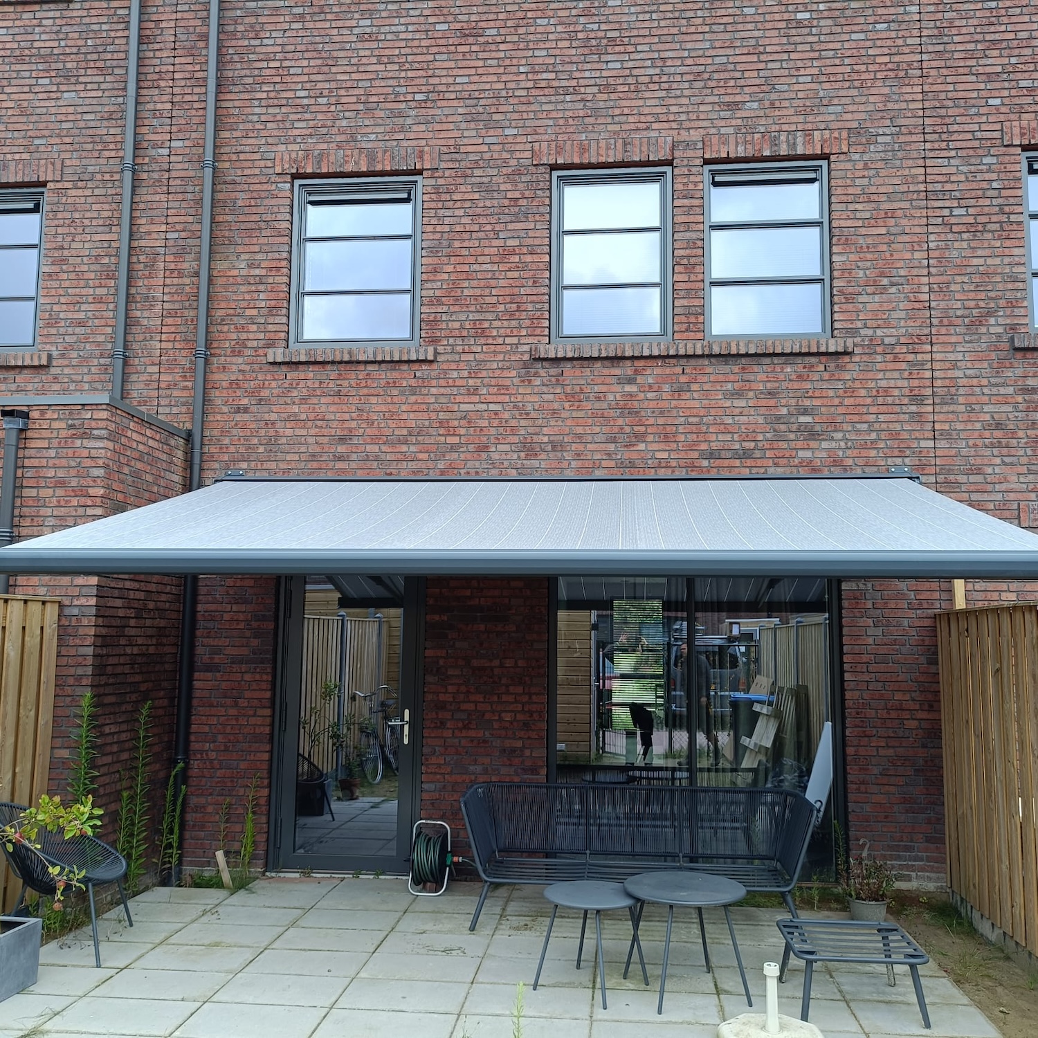 Luvifem – Gerealiseerde projecten – Zonnescherm – 005